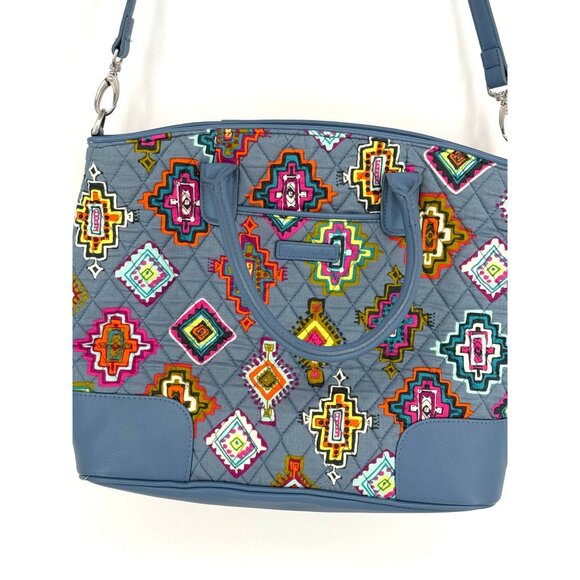Vera Bradley Gray Quilted Crossbody Bag With Multicolor Geometric Patterns & Adj - Picture 4 of 7